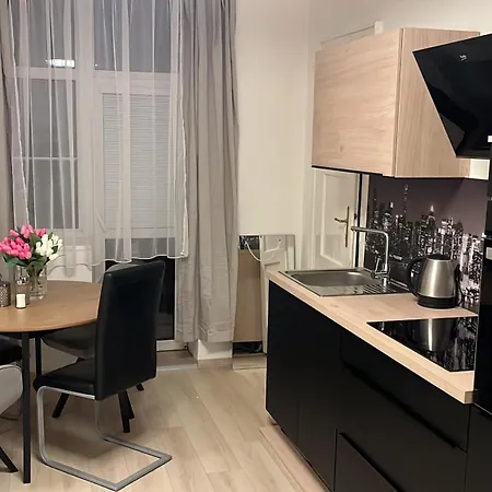 Tennis Life Apartament *